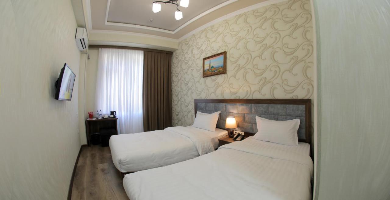 Ark Billur Halal Hotel Tashkent Bagian luar foto